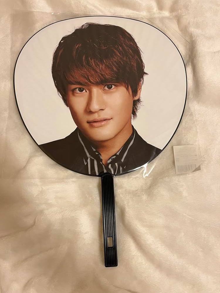 Amazon.co.jp: SixTONES 森本慎太郎うちわTrackONEIMPACT トーン